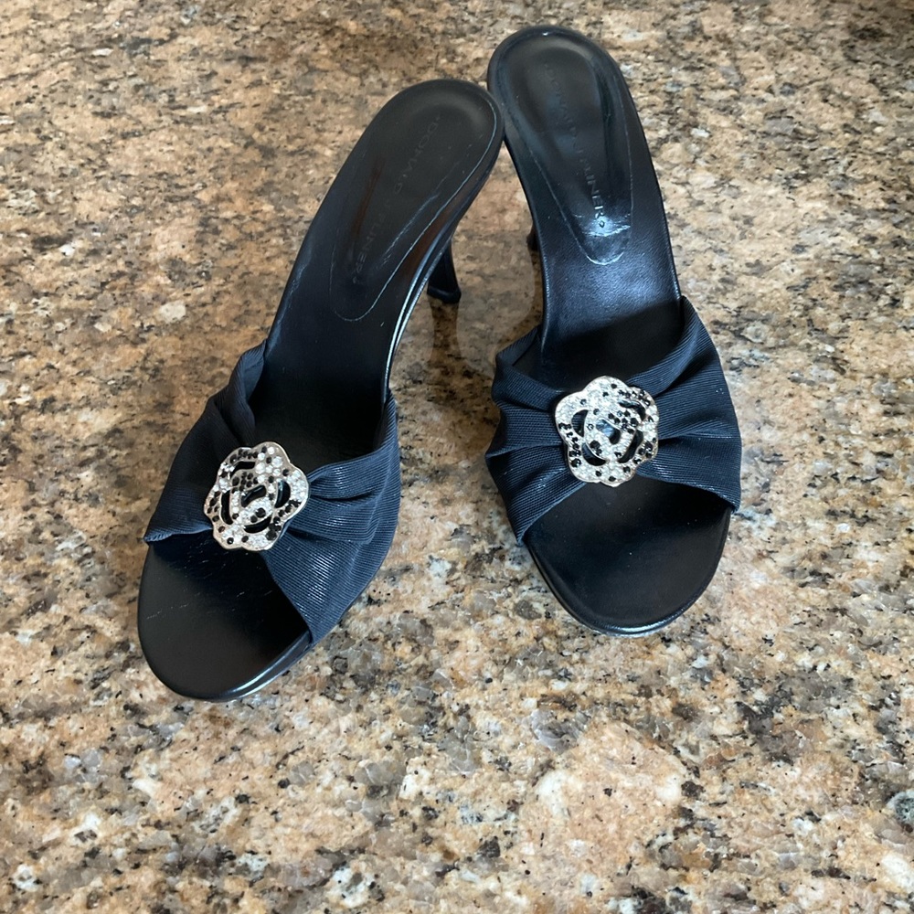 Vintage Donald J Pliner  dress slides.